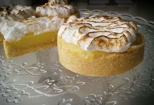 Mini_Lemon_meringue_pie